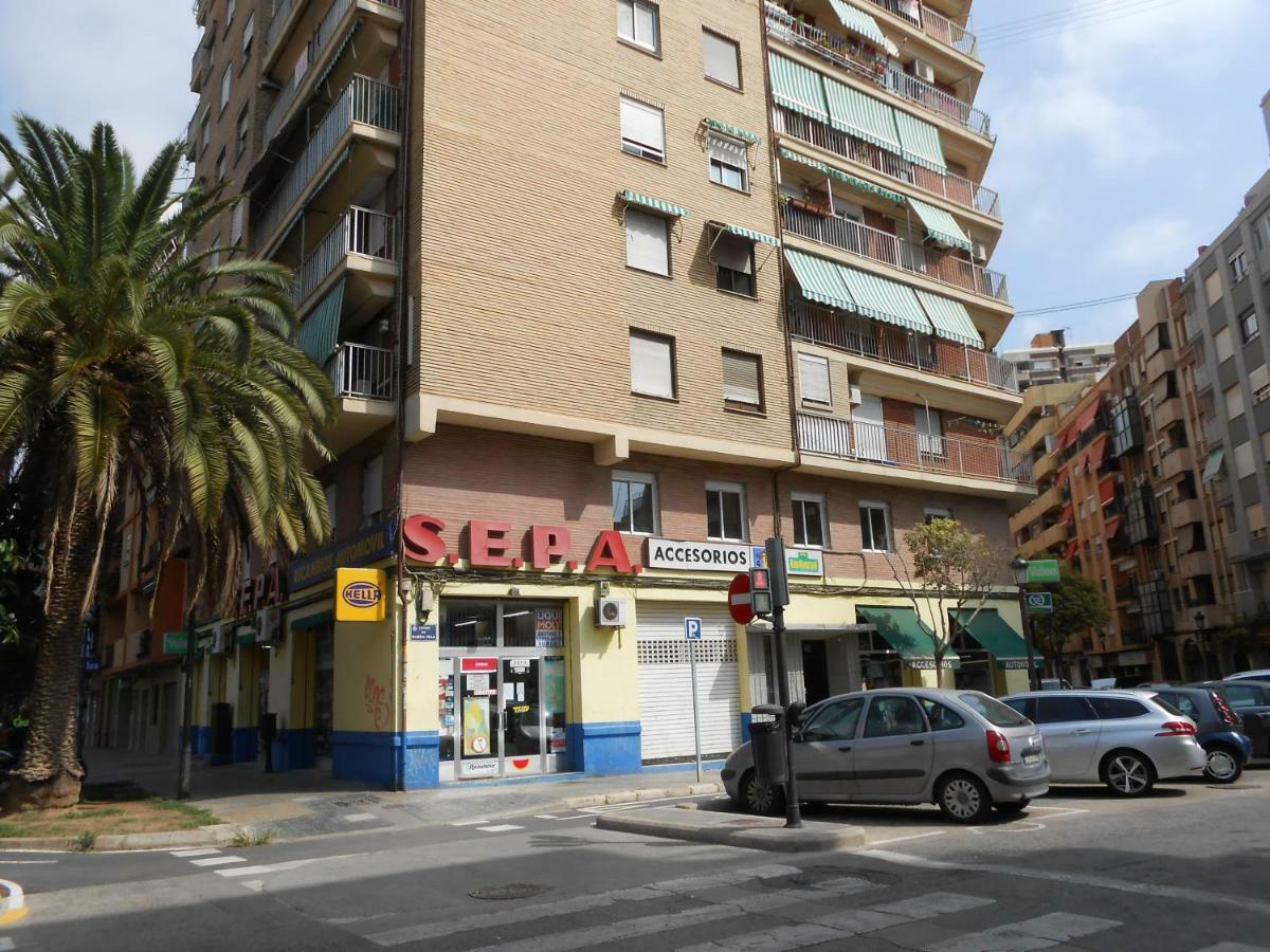 Apartamento Turistico En Валенсия Екстериор снимка